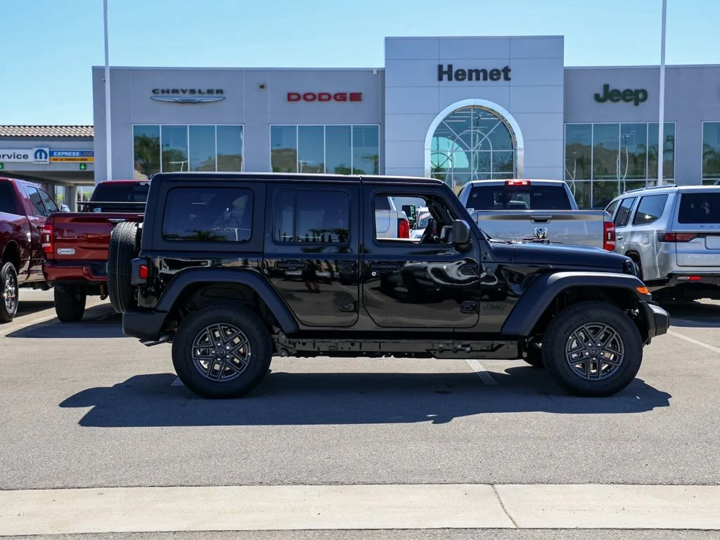 New 2026 Black Clear-Coat Exterior Paint Jeep Sport S image 3