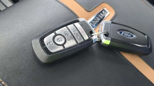 Used 2023 Black Ford Platinum image 8