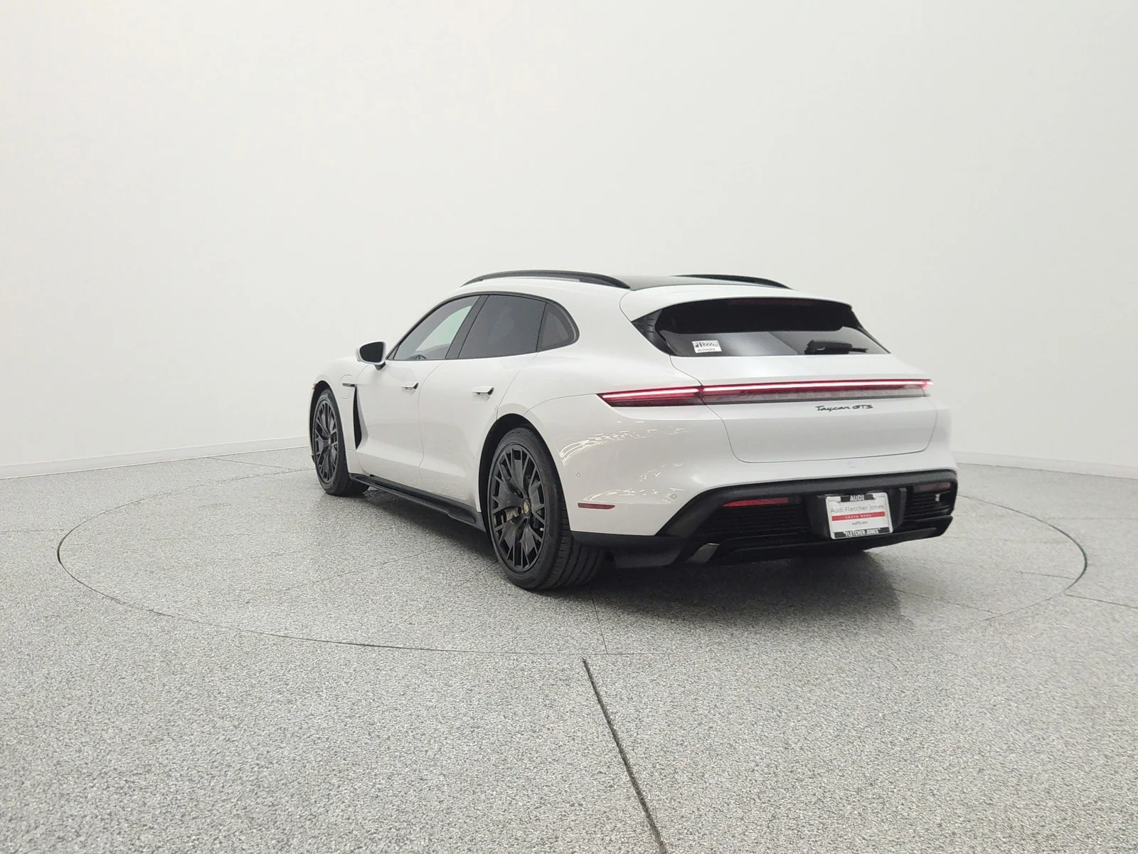 Used 2022 Carrara White Metallic Porsche GTS Sport Turismo AWD image 7