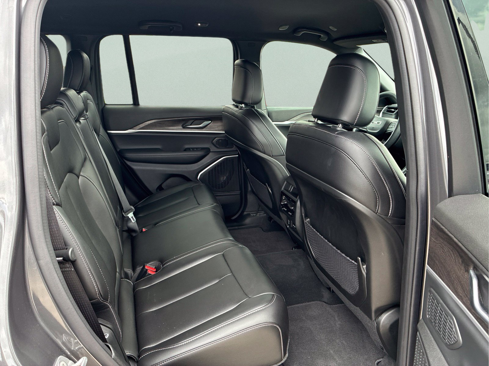 Used 2026 Gray Jeep Limited image 11