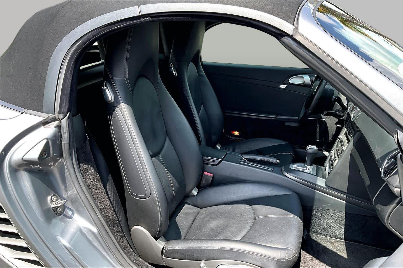 Used 2005 GRAY Porsche  image 13