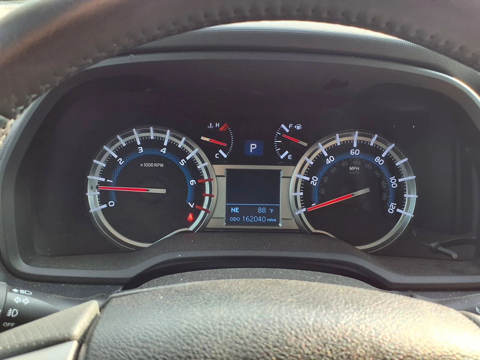 Used 2018 Magnetic Gray Metallic Toyota SR5 Premium image 18