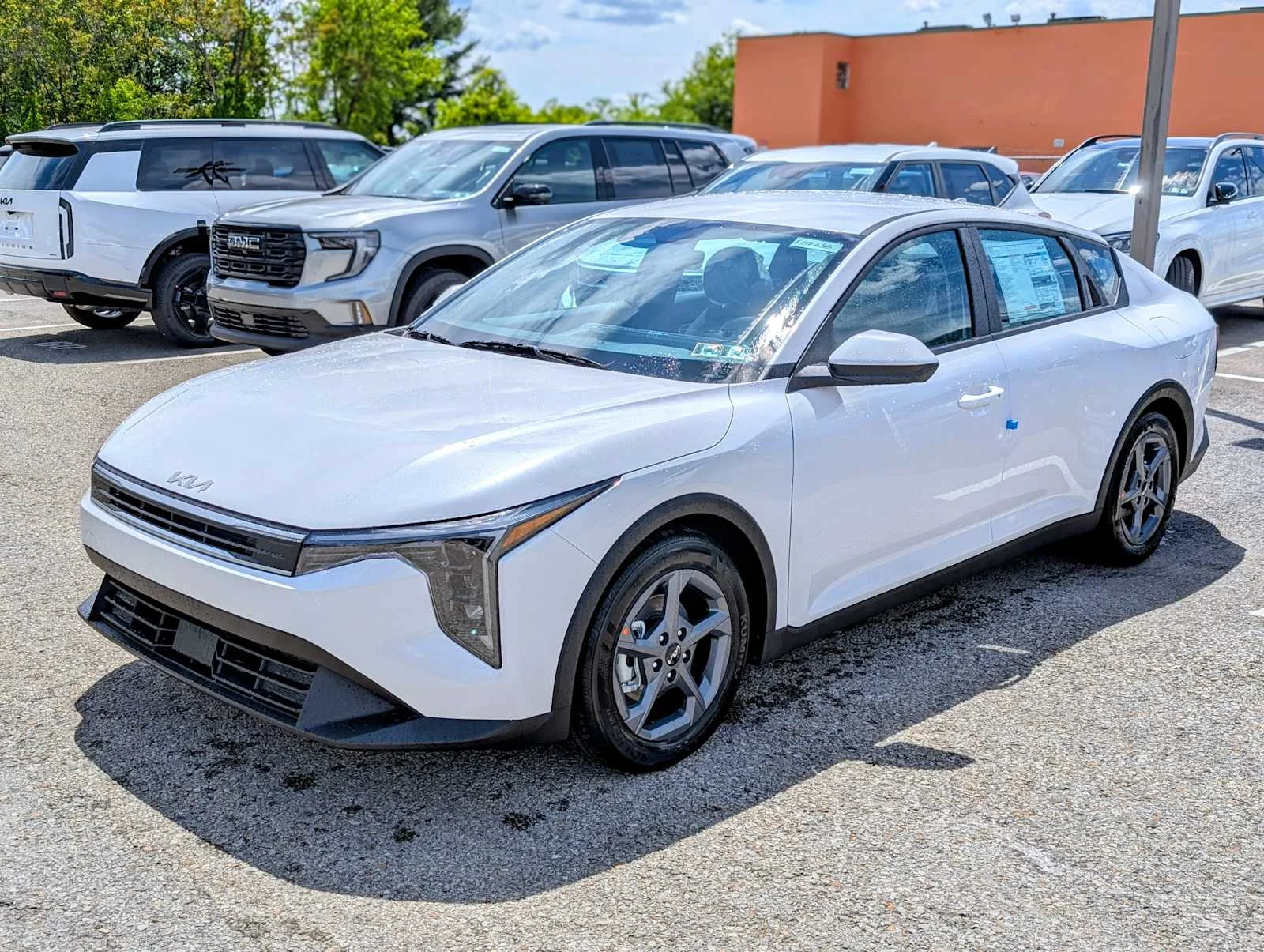 2026 Kia K4 LXS