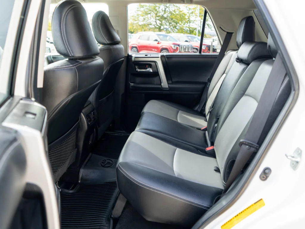 Used 2020 White Toyota SR5 Premium image 13