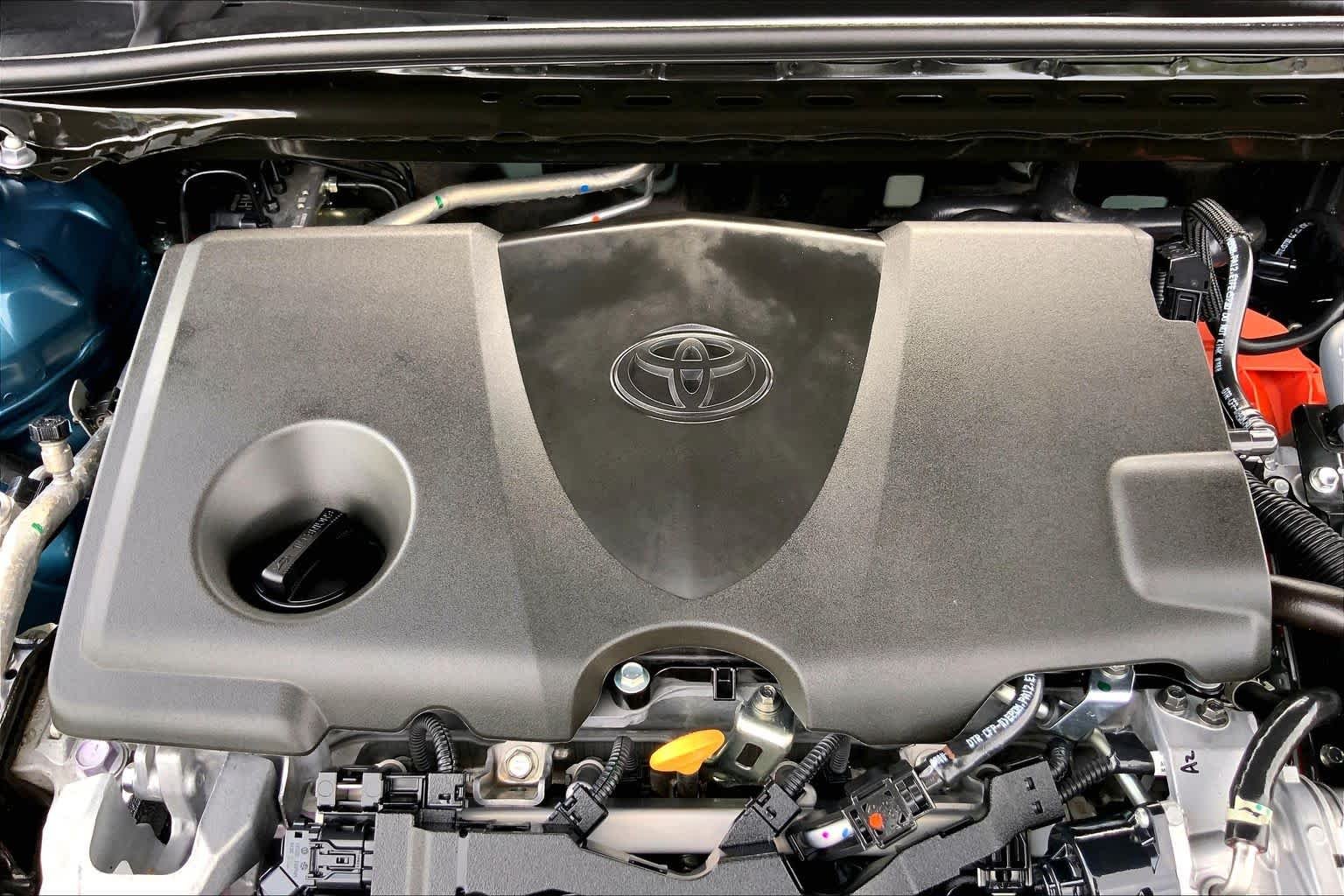 Used 2025 Ocean Gem Toyota SE image 32
