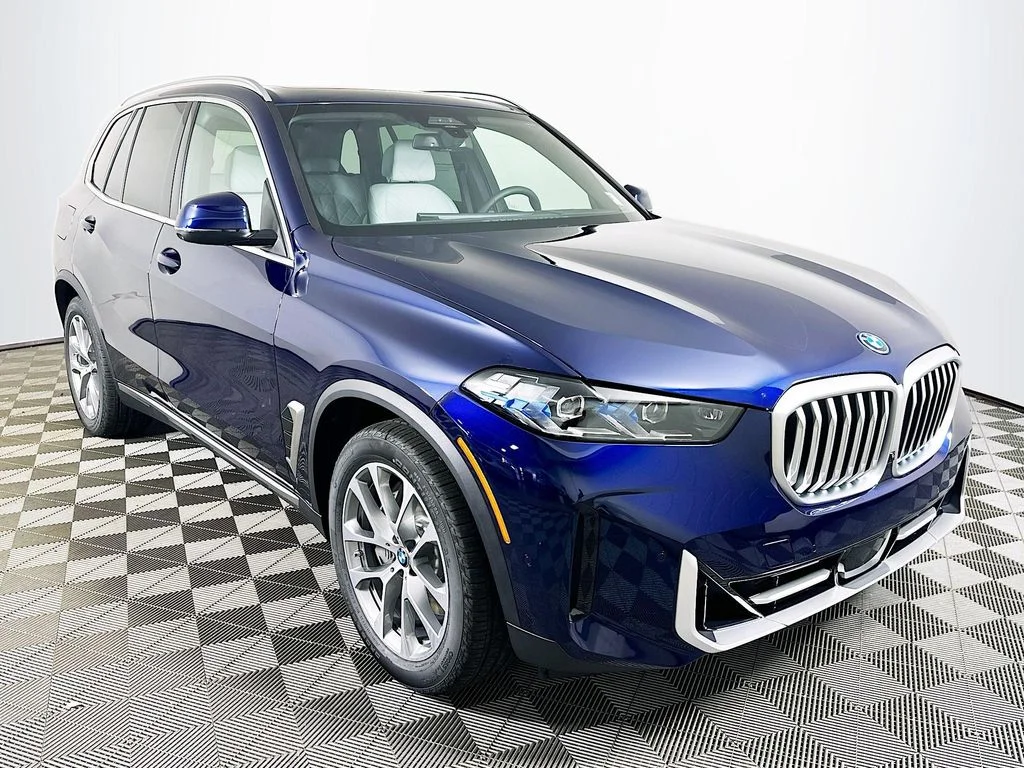 New 2026 Blue BMW xDrive50e image 3