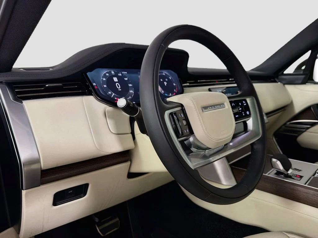 New 2026 Carpathian Gray Premium Metallic Land Rover SE image 9