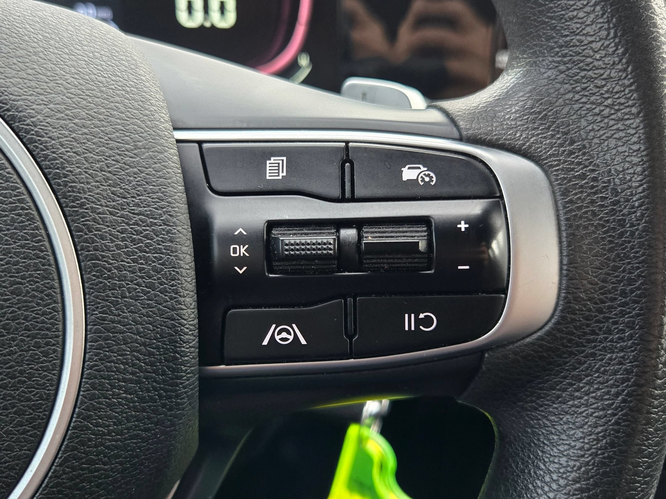 Used 2023 Fusion Black Kia LX image 27