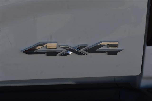 New 2026 Bright White Clear-Coat Exterior Paint RAM TRADESMAN image 7