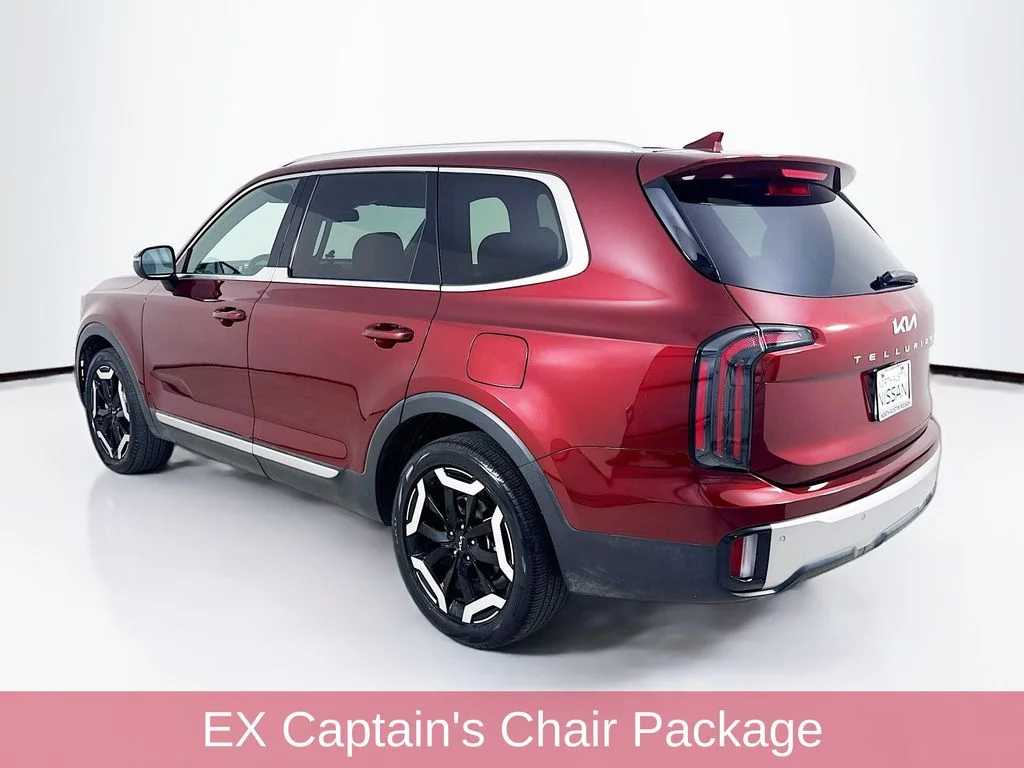Used 2023 Red Kia EX image 5