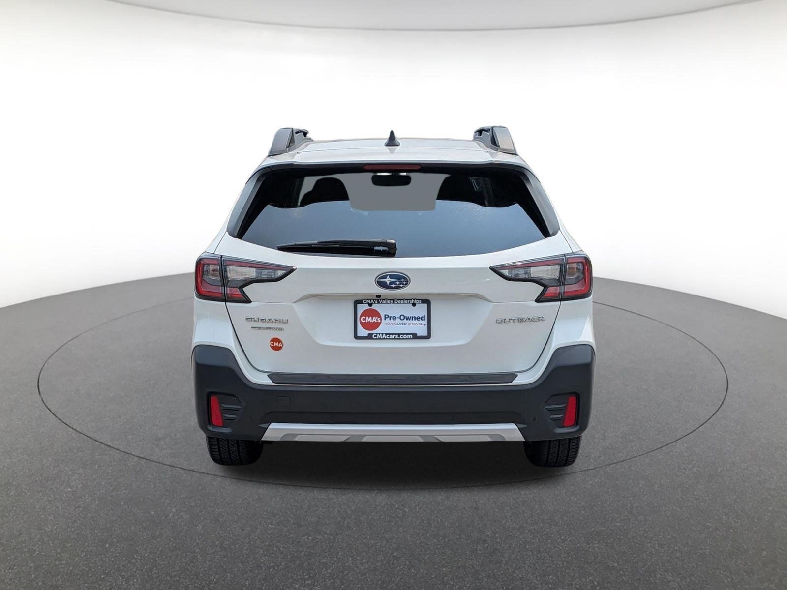 Used 2022 Crystal White Pearl Subaru Limited image 4