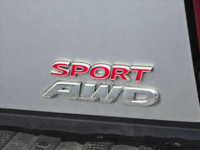 Used 2021  Honda Sport image 18
