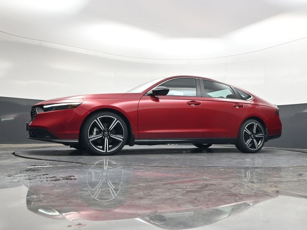 Used 2023  Honda Sport image 30