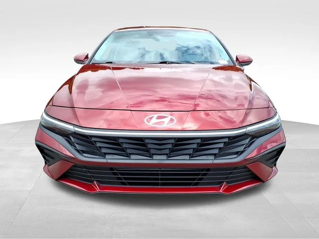 Used 2024 Red Hyundai SEL image 13