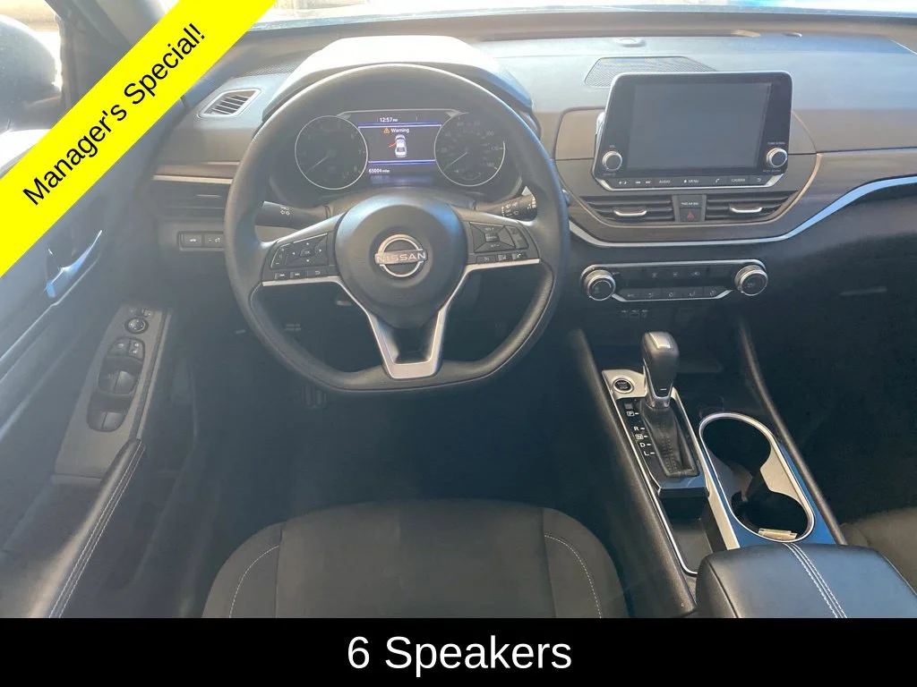 Used 2024 Red Nissan 2.5 SV image 4