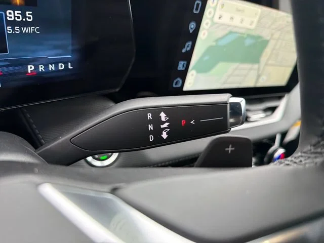 New 2027 Summit White Chevrolet LT image 27