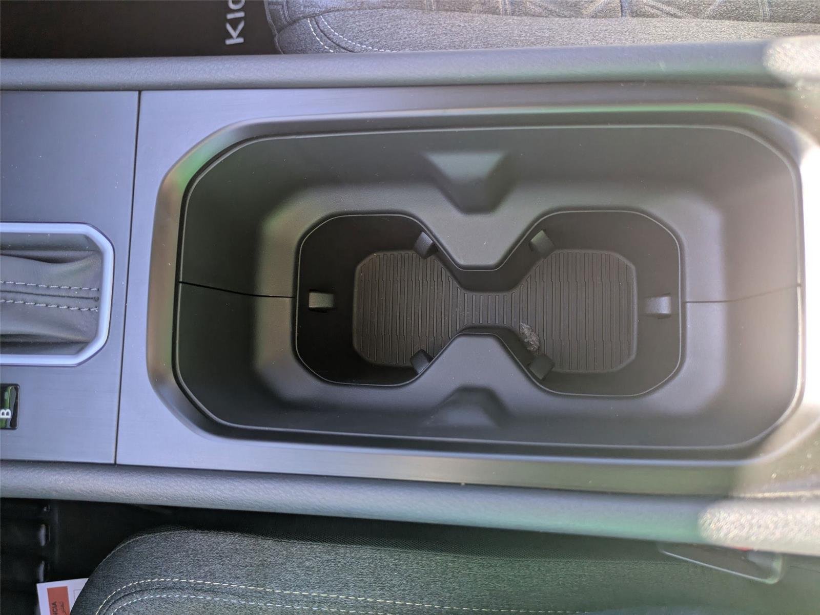 2026 Nissan KICKS SV - Photo 21