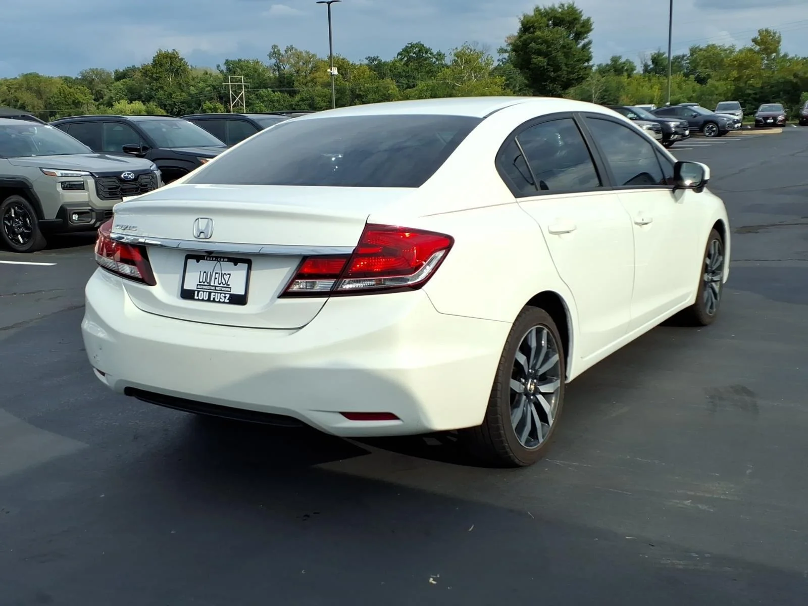 Used 2015 White Orchid Pearl Honda EX-L image 28