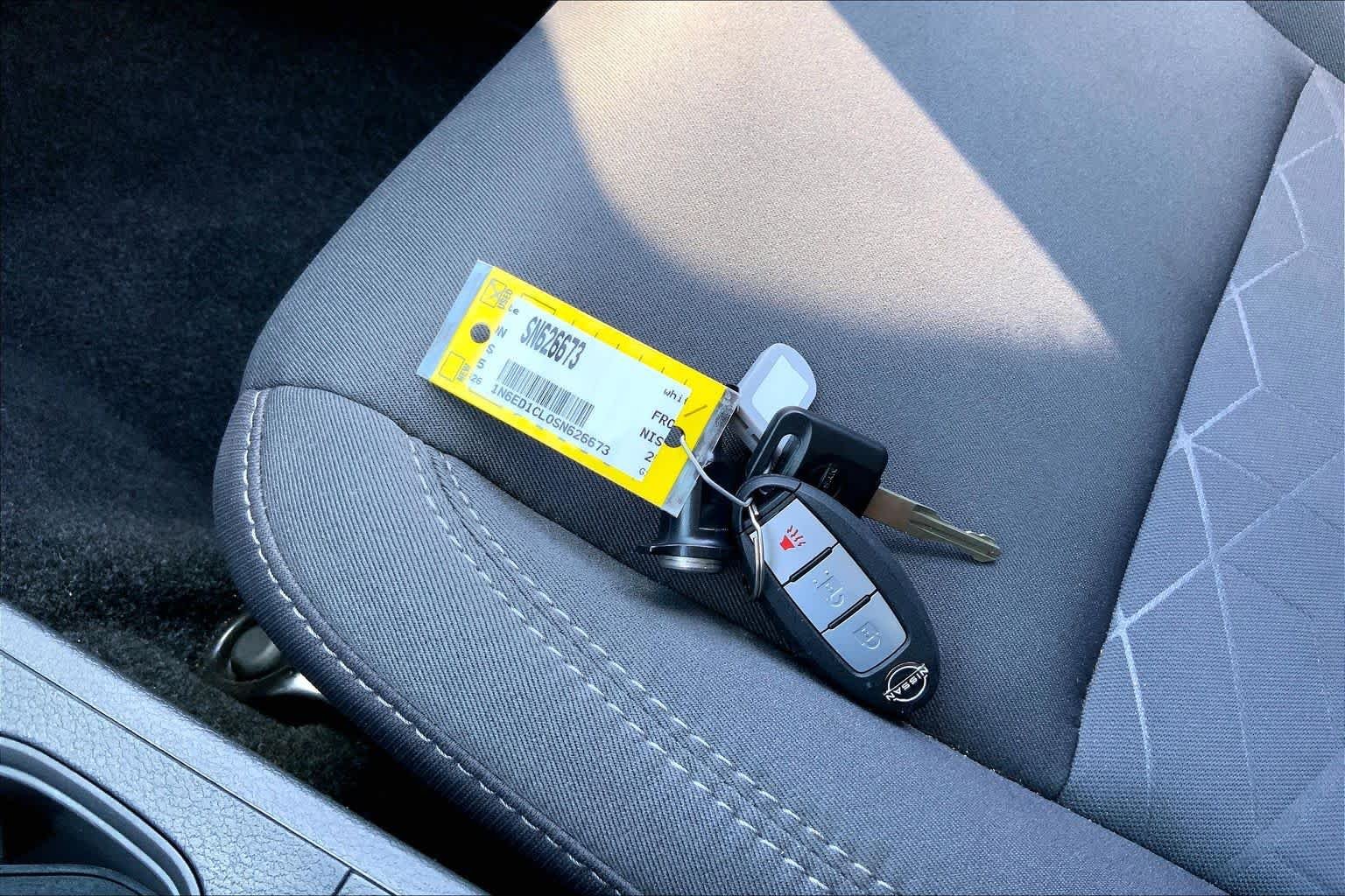 Used 2025 Glacier White Nissan SV image 13