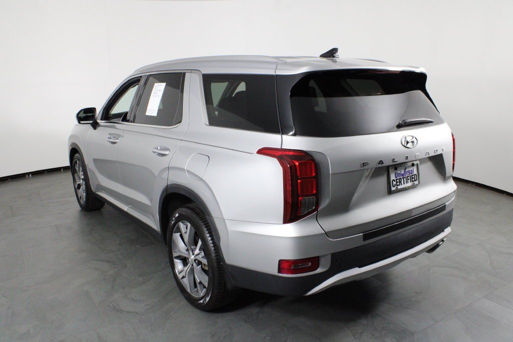 Certified Used 2022 Silver Hyundai SEL image 17