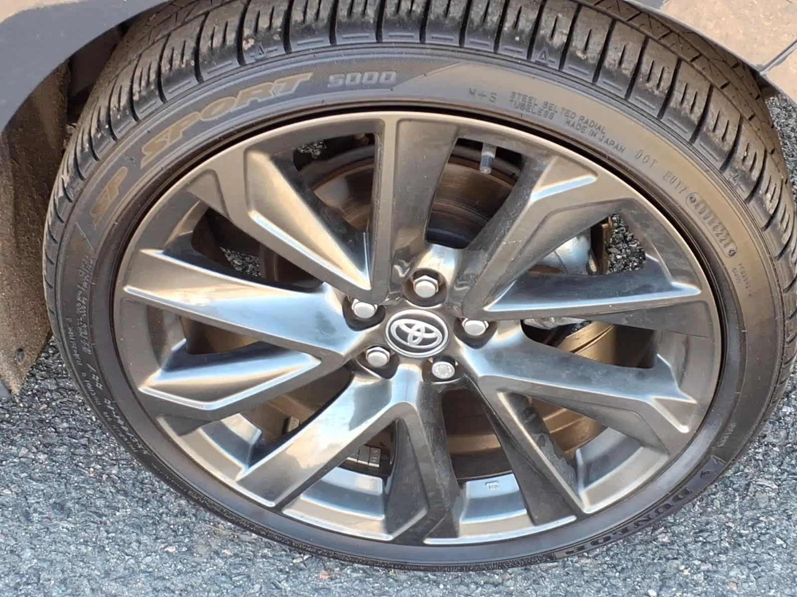 Used 2025 Underground Toyota SE image 9