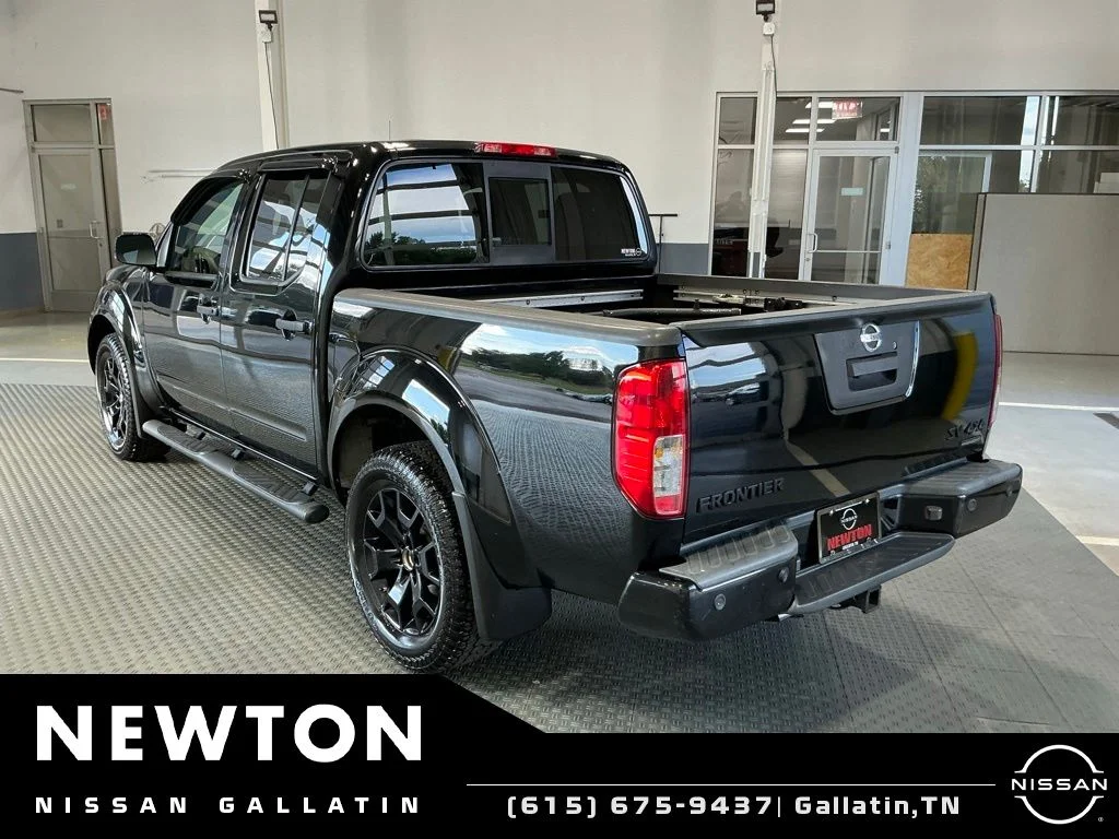 Used 2018 Magnetic Black Nissan SV image 20