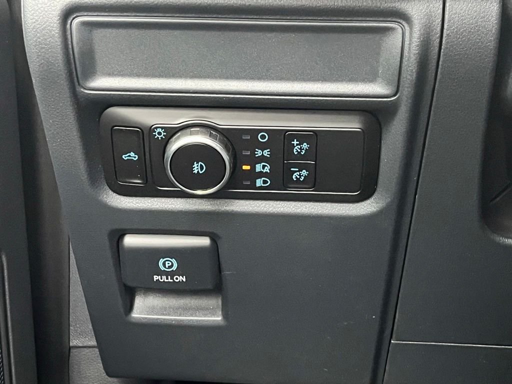 New 2026 Silver Ford XLT image 25