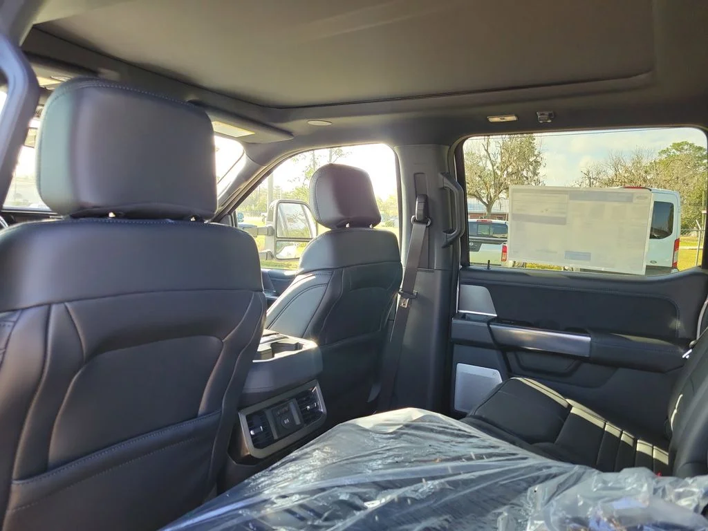 New 2026 Star White Metallic Tri-Coat Ford F-350® Platinum® image 25