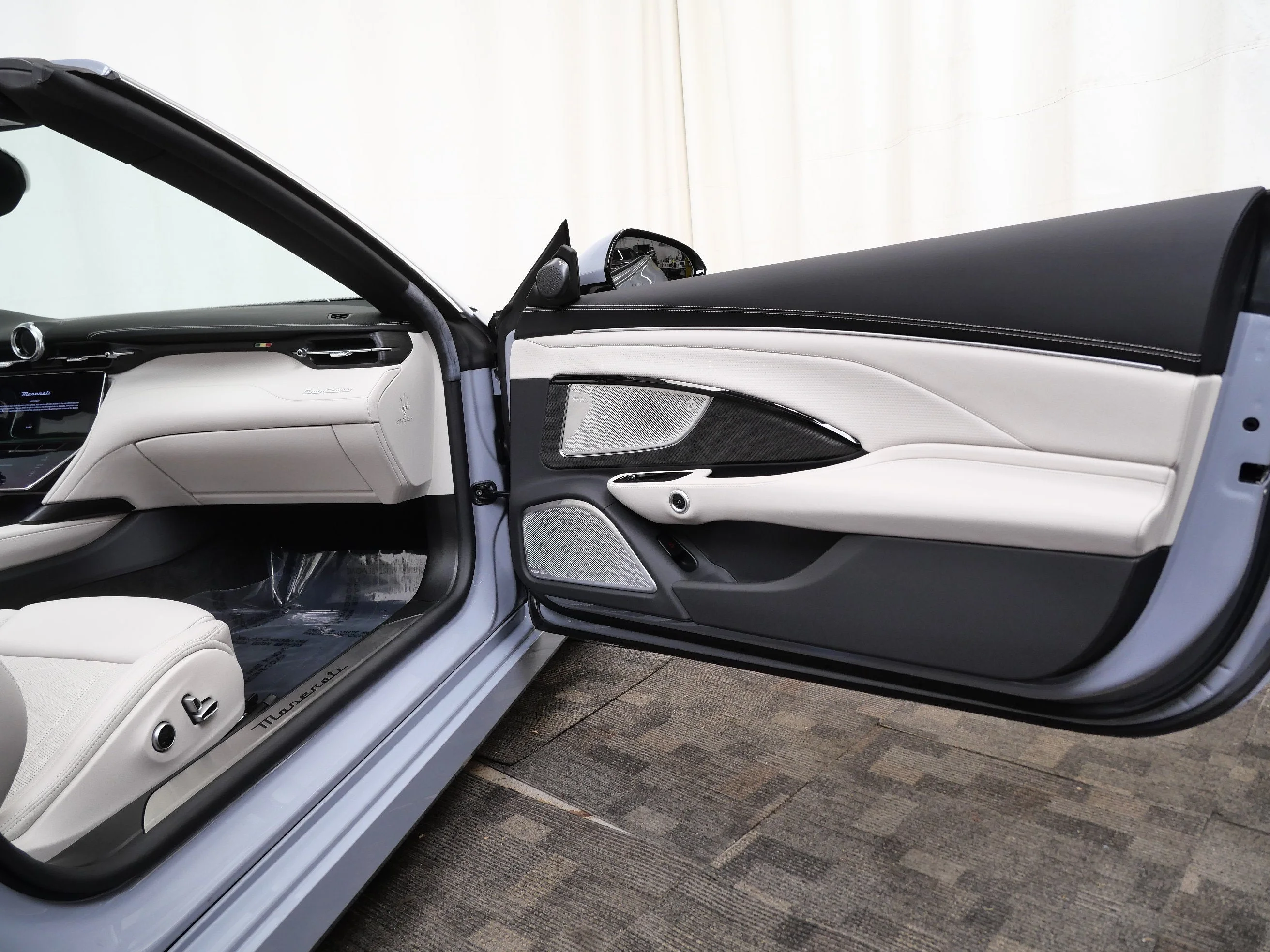 2025 Maserati GranCabrio Base - Photo 13