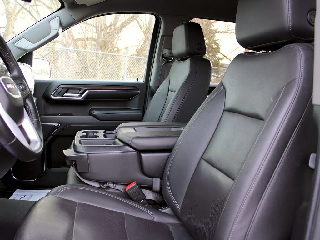 2024 GMC Sierra 1500 SLT - Photo 13