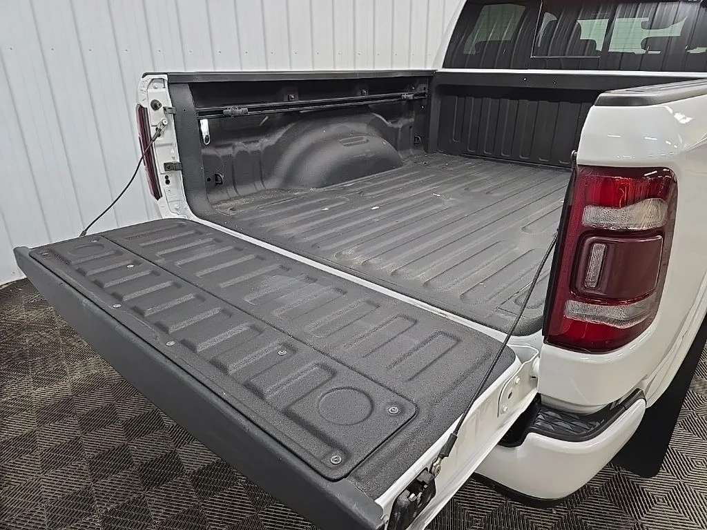 Used 2022 Off-white Ram Laramie Longhorn image 12