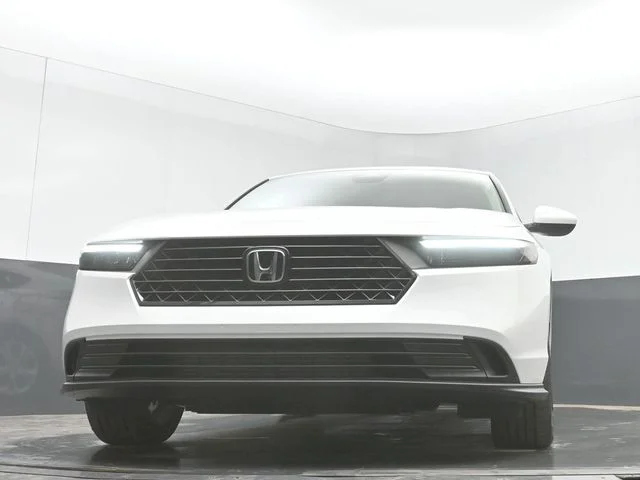 New 2026 Platinum White Pearl Honda LX image 43