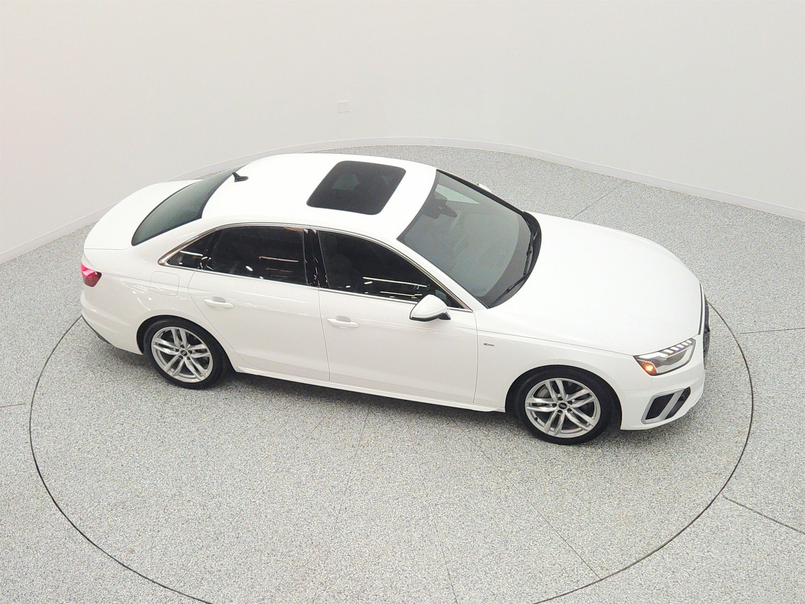 Used 2023 Ibis White Audi S line Premium Plus 45 TFSI quattro image 25