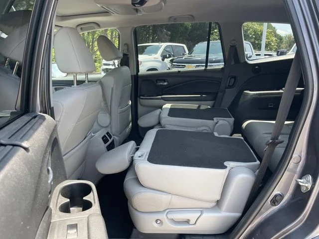 Used 2019 Gray Honda Touring image 10