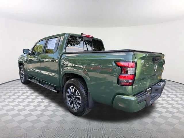 Used 2022 Green Nissan Crew Cab SV 4x2 image 7