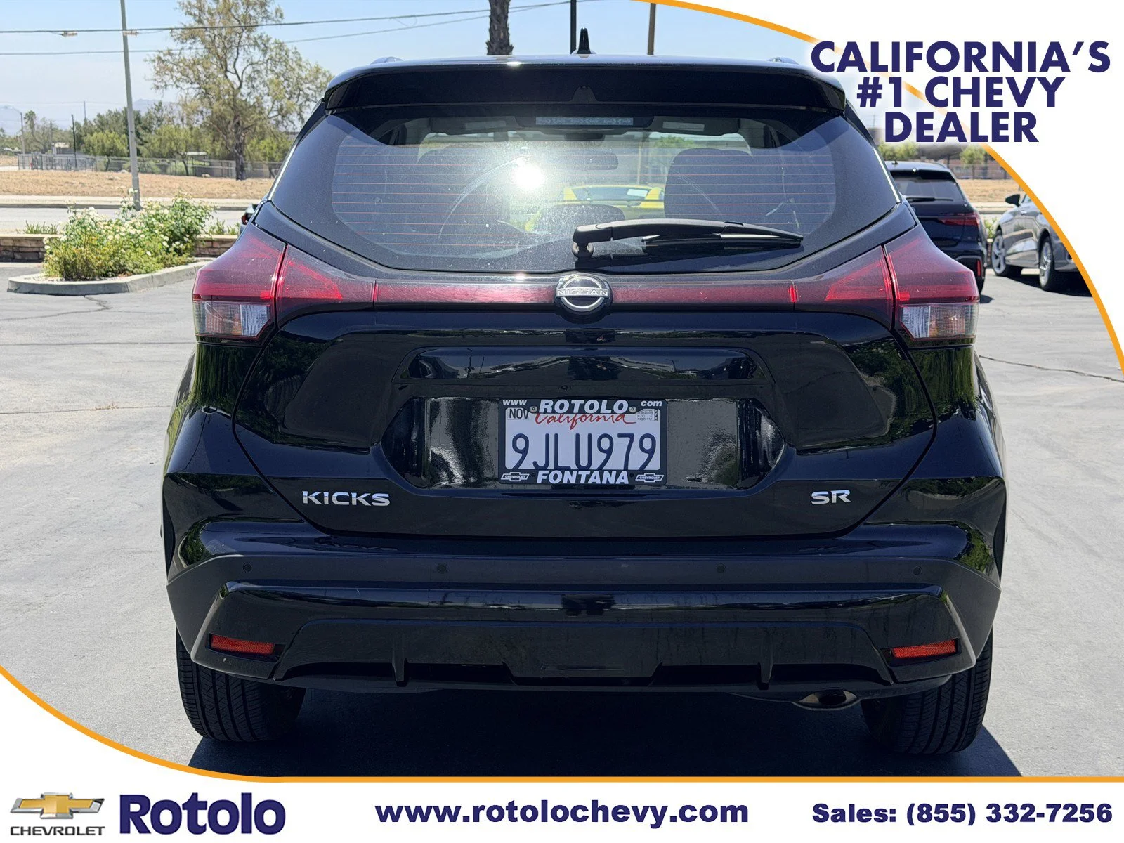 Used 2024 Super Black Nissan SR image 5