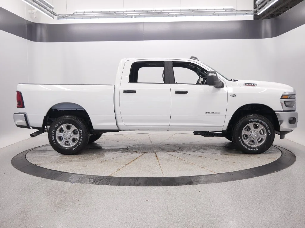 New 2027 Bright White Clear-Coat Exterior Paint Ram Big Horn image 7