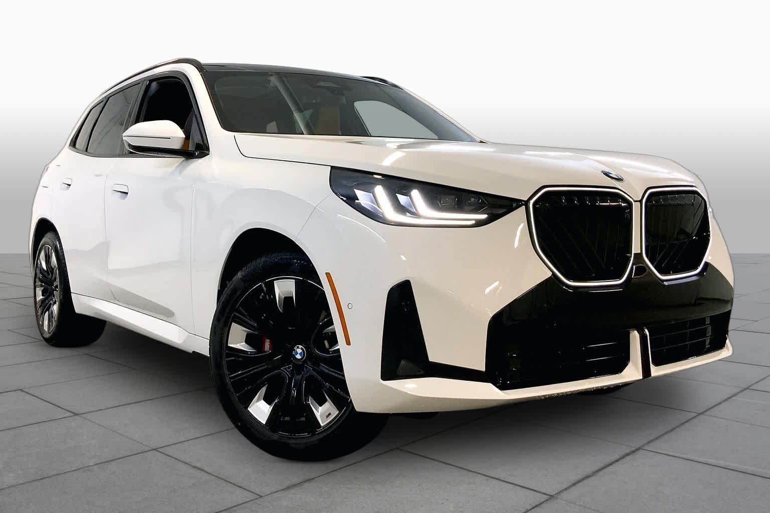 New 2026 Alpine White BMW 30 xDrive image 2