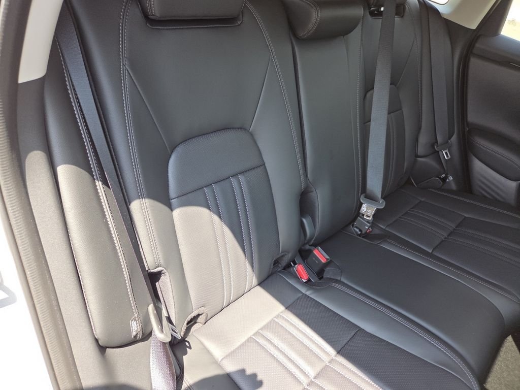 New 2027 Urban Gray Pearl Honda EX-L image 23
