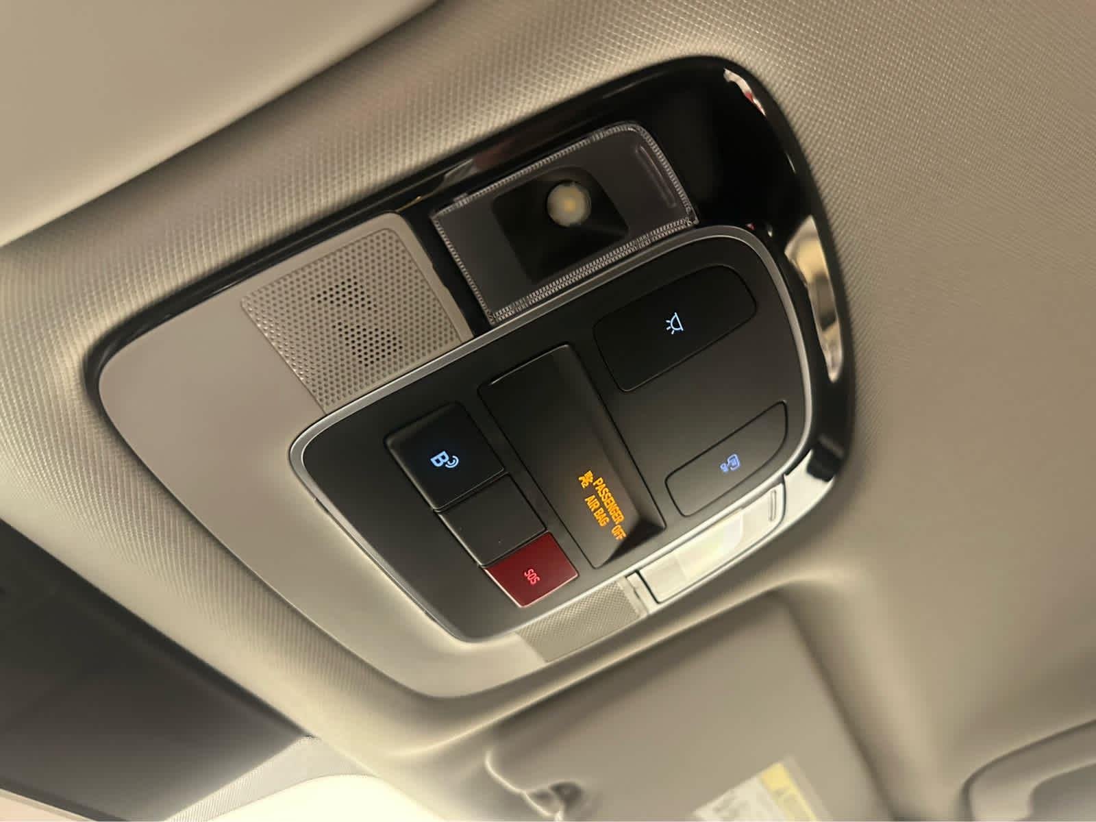 New 2026 Cashmere Bronze Hyundai Blue SE image 35