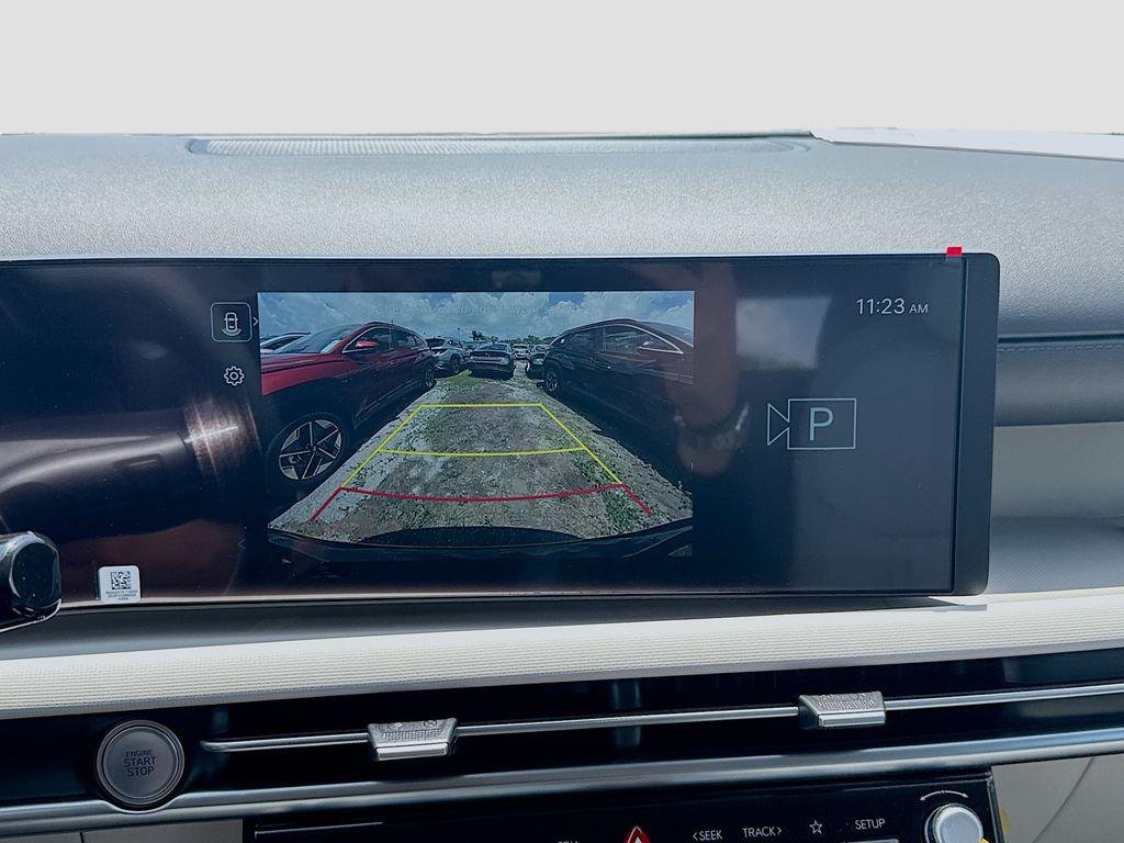 New 2026 Phantom Black Hyundai SEL FWD image 10