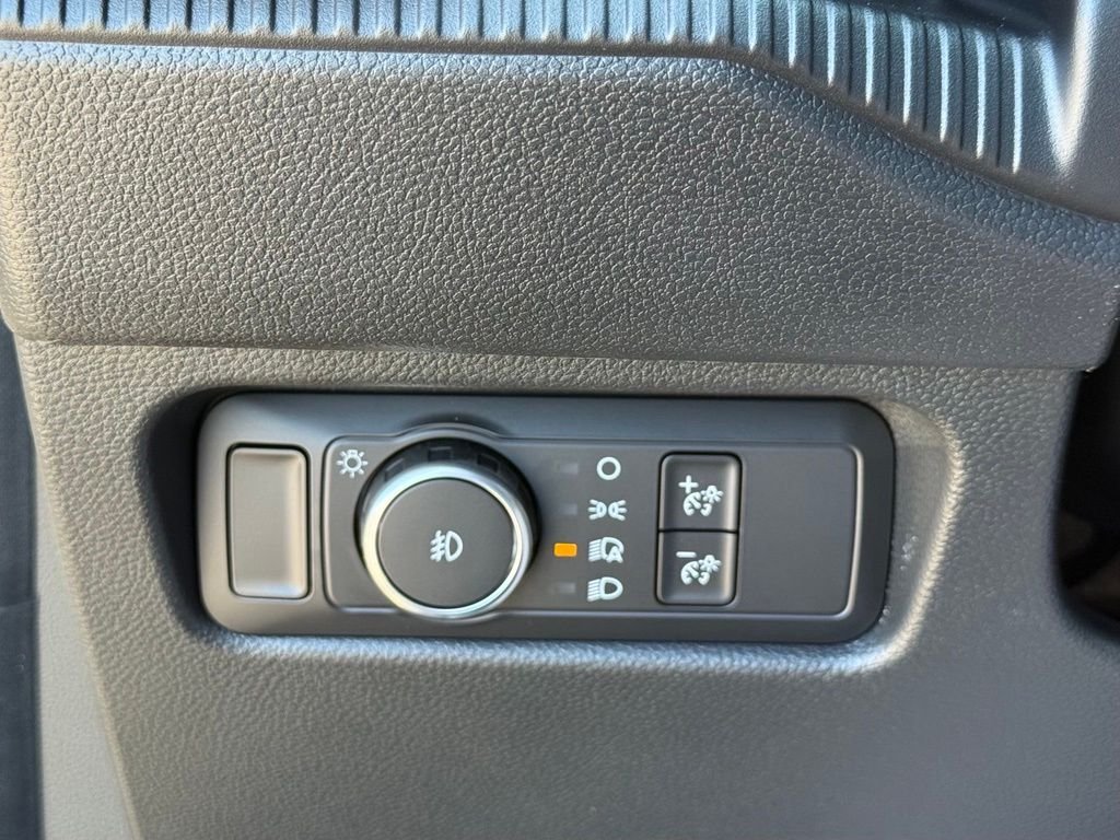 New 2026 Marsh Gray Ford XLT image 13
