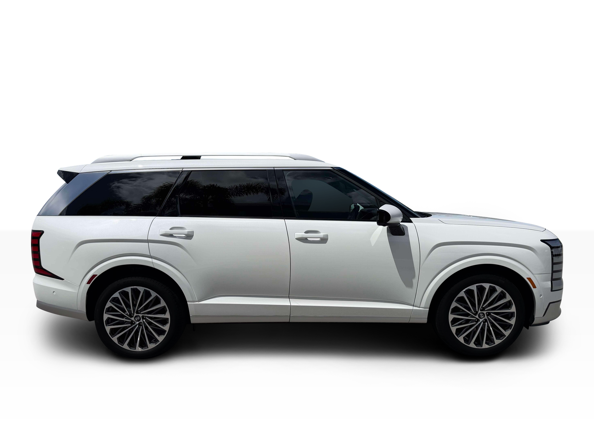 New 2027 Creamy White Pearl Hyundai Calligraphy image 24