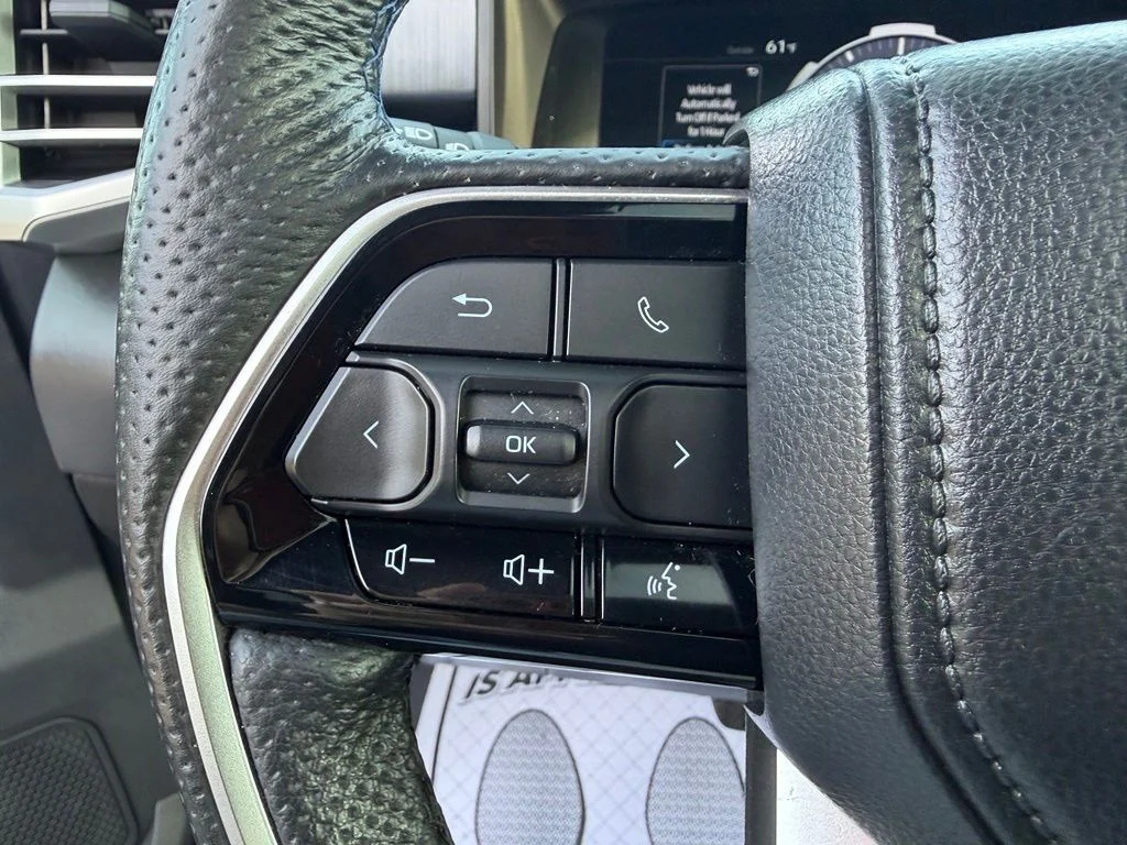 Used 2024  Toyota Platinum image 40