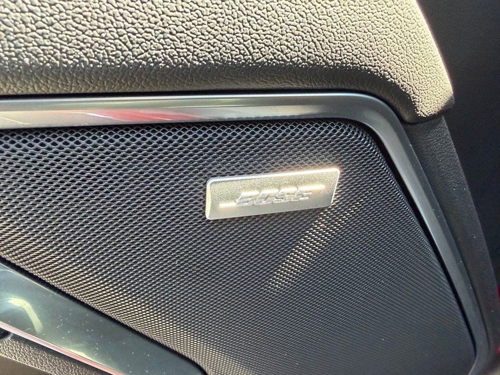 Used 2025 Volcanic Red Tintcoat GMC SLT image 8
