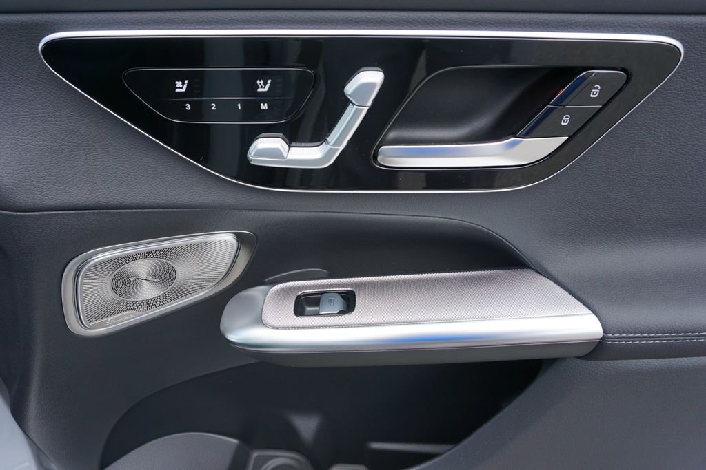 2025 Mercedes-Benz GLC Base - Photo 65