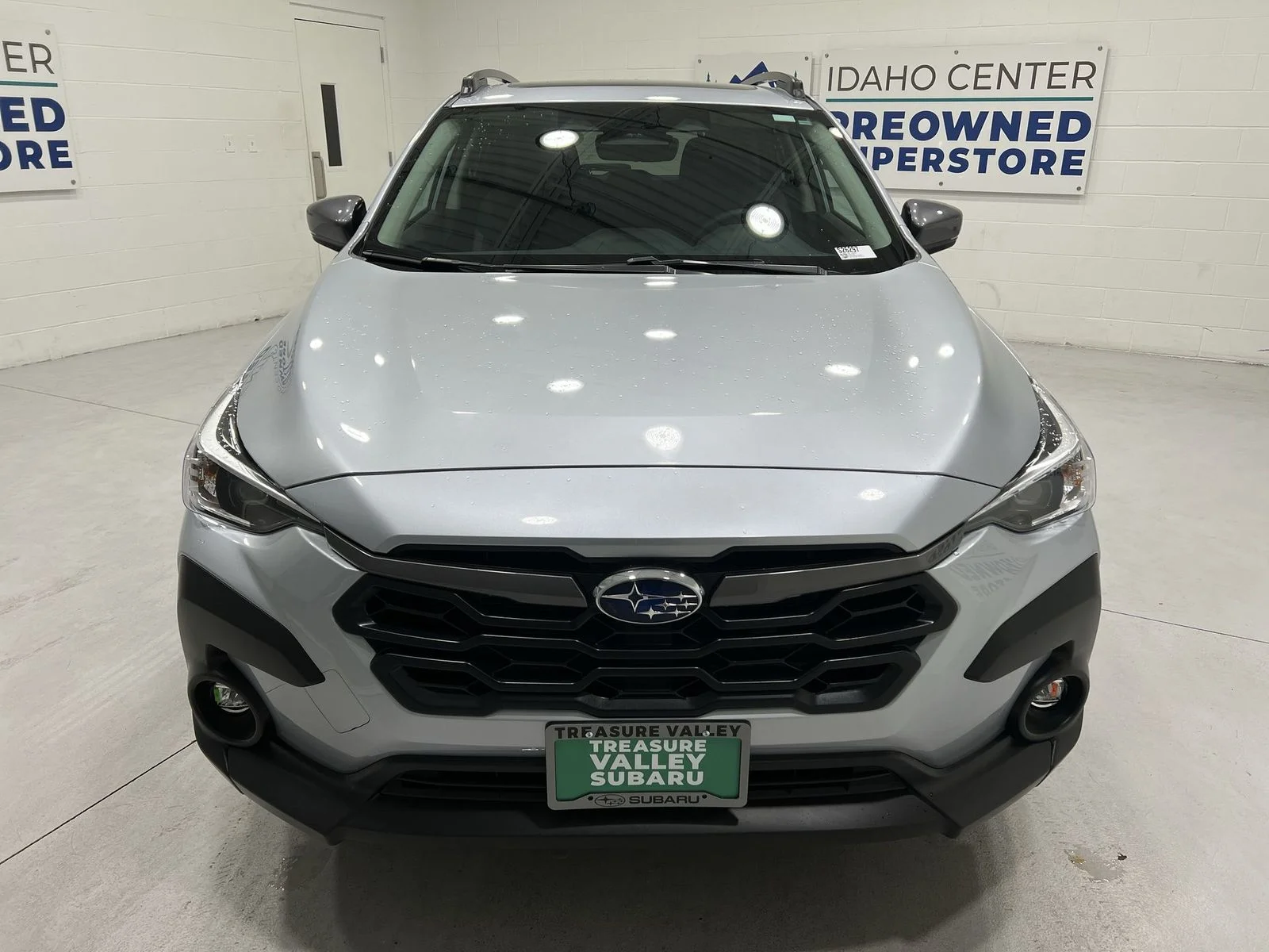New 2026 ICE SILVER METALLIC Subaru Premium image 3