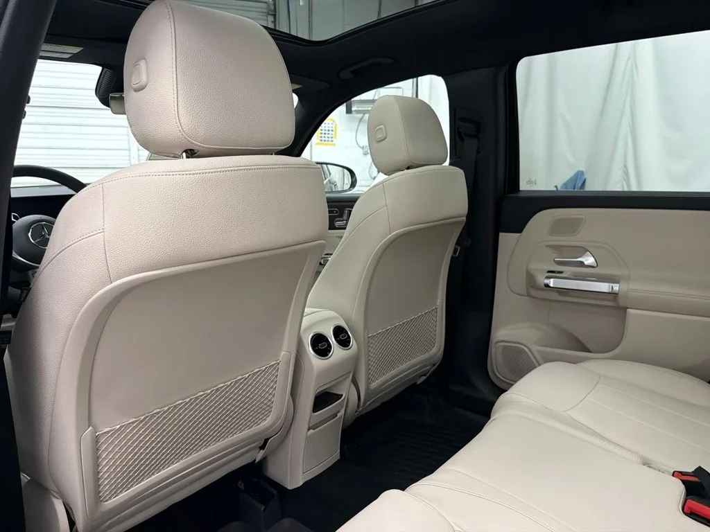New 2026 Black Mercedes-Benz GLB 250 image 17