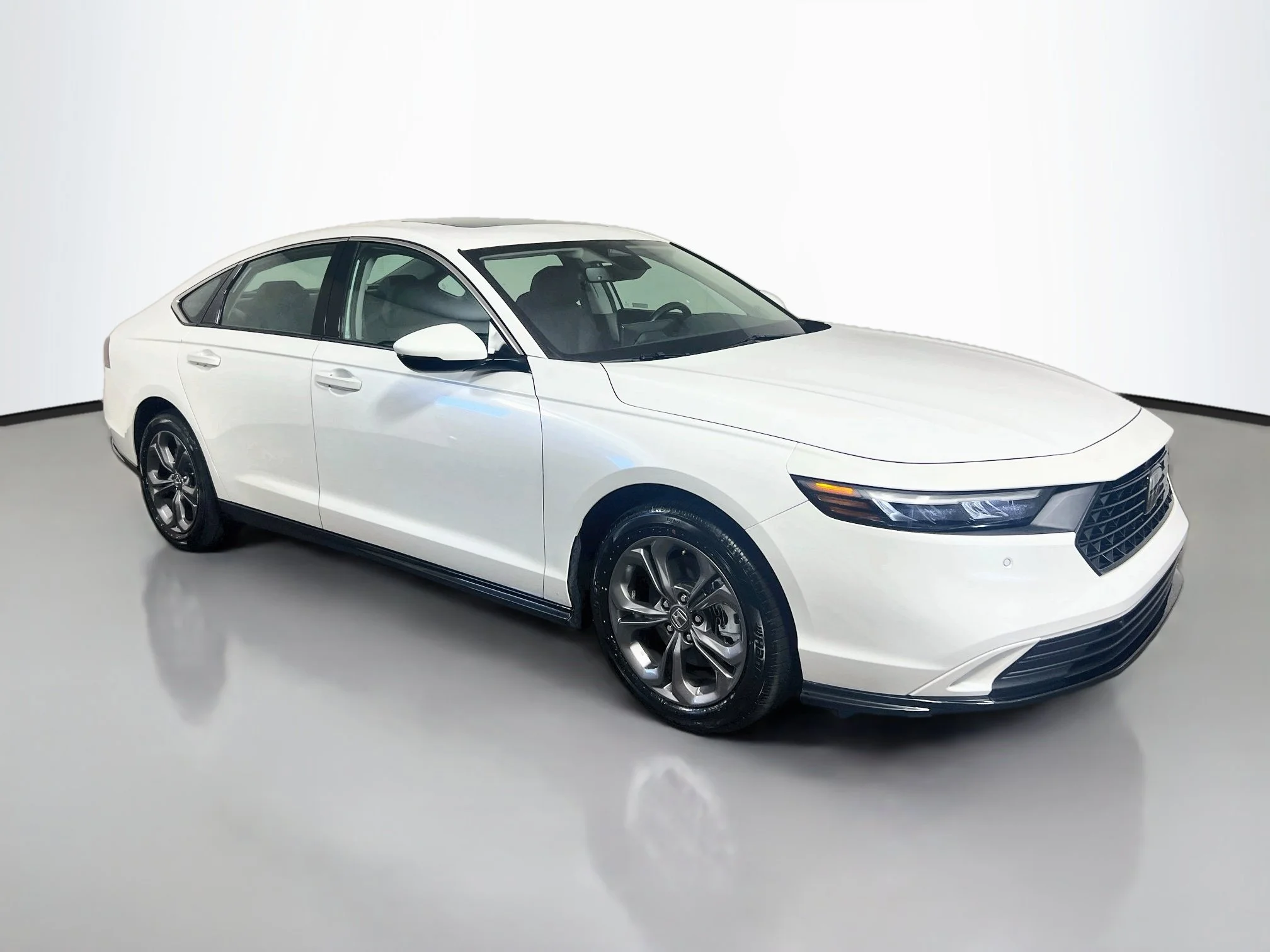 Used 2023 Platinum White Pearl Honda HYBRID EX-L BD image 2