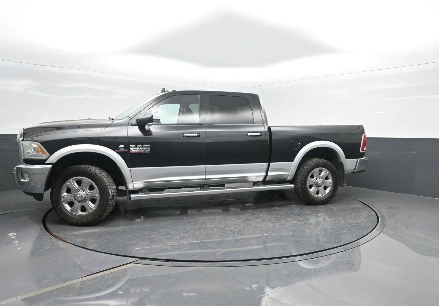 2018 RAM 2500 Laramie 4X4 Crew Cab SWB's photo